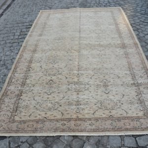 Vintage Oushak Rug