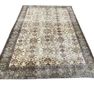 Traditional Rustic Carpet