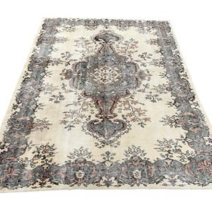 Medallion Design Rug