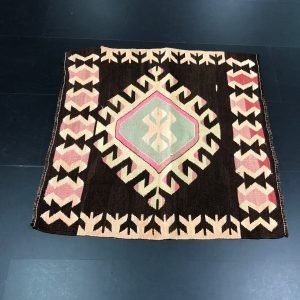 Authentic Kilim, Vintage Kilim, Small Kilim, Turkish Kilim, Tribal Kilim, Ethnic Kilim, Black-Pink Kilim, 2'.5