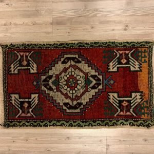 Red Turkish Door Mat, Handmade Antique Entry Mat, Traditional Ethnic Small Rug, Decorative Door Mat, 2'.8