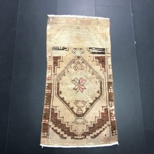 Tribal Turkish Handmade Small Rug, Faded Vintage Rug, Antique Small Rug,Door Mat, Small Rug, Oushak Rug, Decor Rug, 3.2 ft x 1.6 ft, SKU:578