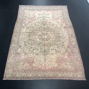 Oriental Turkish Rug, Pink and Beige Rug, Pale Rug, Handmade Rug, Wool Rug, Antique Rug, Vintage Rug, Faded Design Rug, 9.7 ft x 6.7 ft C698