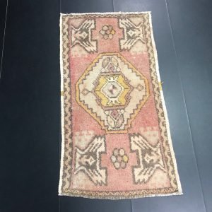 Tribal Small Rug, Turkish Doormat Rug, Faded small Rug, small Oushak Rug, Antique Vintage Rug, Small Rug, Small Carpet, 3.2 ft x 1.7 ft, 34